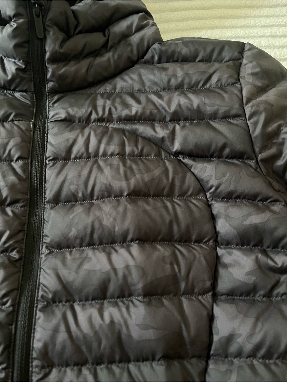 Lululemon Camo Puffer Jacket - Picture 5 of 12
